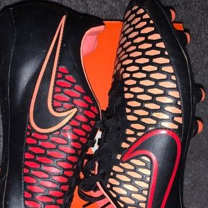 nike sport cleats